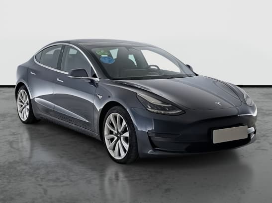 Tesla Model 3 z nabídky AAA AUTO