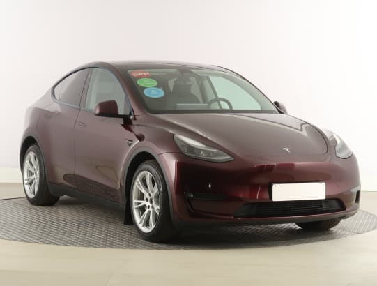 Tesla Model Y z nabídky AAA AUTO
