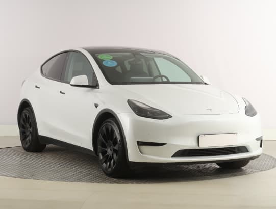 Tesla Model Y z nabídky AAA AUTO