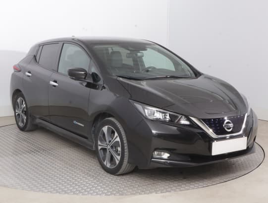 Nissan Leaf z nabídky AAA AUTO