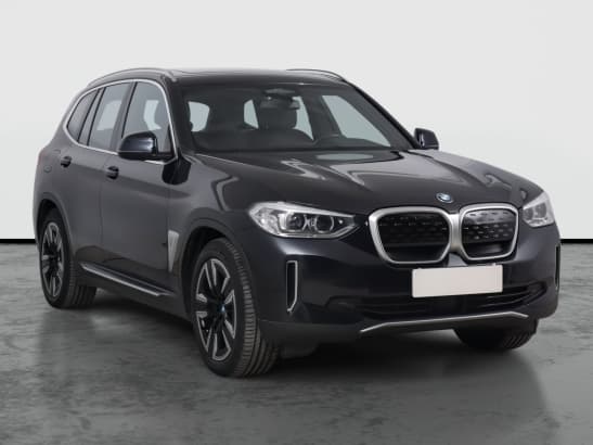 BMW iX3 z nabídky AAA AUTO