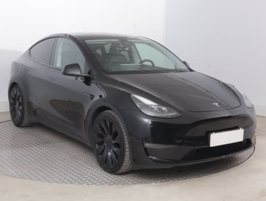 Tesla Model Y z nabídky AAA AUTO