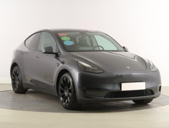 Tesla Model Y z nabídky AAA AUTO