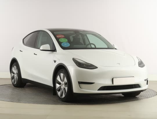 Tesla Model Y z nabídky AAA AUTO