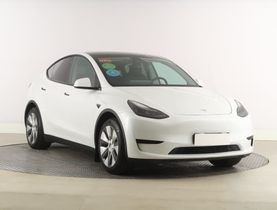 Tesla Model Y z nabídky AAA AUTO
