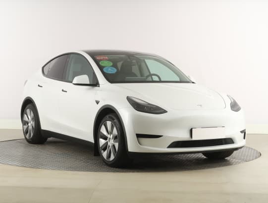 Tesla Model Y z nabídky AAA AUTO
