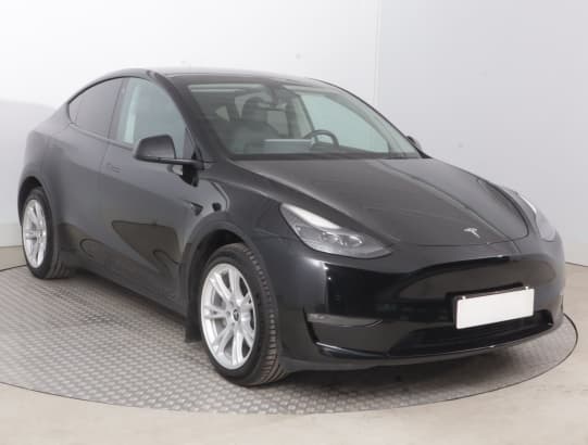 Tesla Model Y z nabídky AAA AUTO