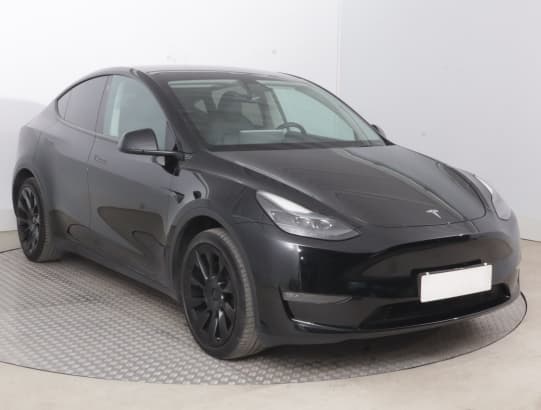 Tesla Model Y z nabídky AAA AUTO