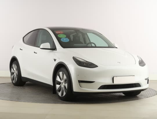 Tesla Model Y z nabídky AAA AUTO