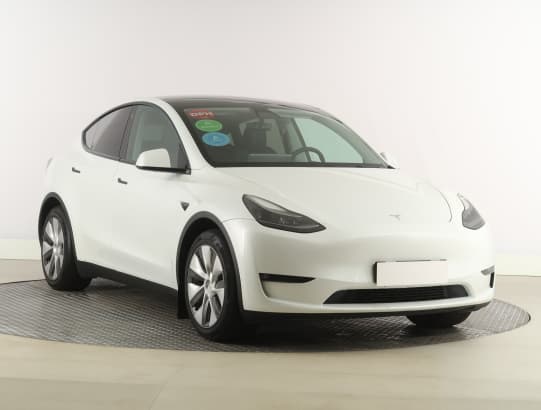 Tesla Model Y z nabídky AAA AUTO