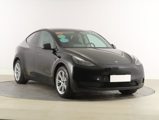 Tesla Model Y z nabídky AAA AUTO