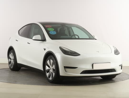 Tesla Model Y z nabídky AAA AUTO