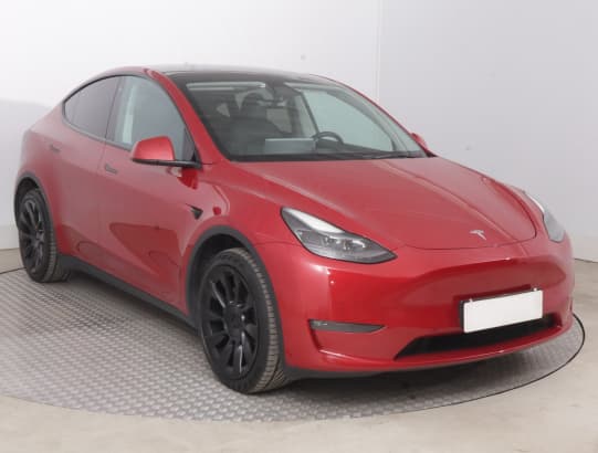 Tesla Model Y z nabídky AAA AUTO