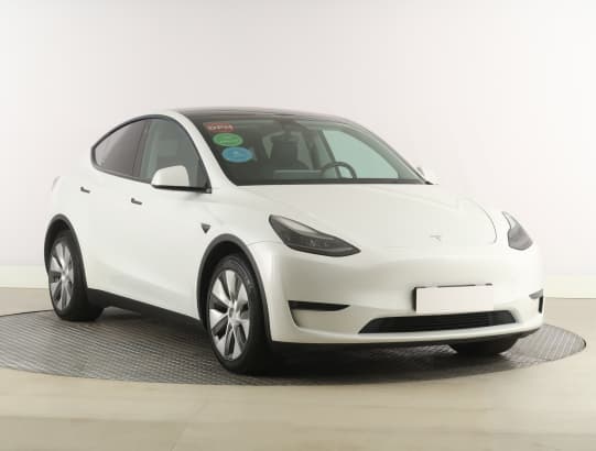 Tesla Model Y z nabídky AAA AUTO