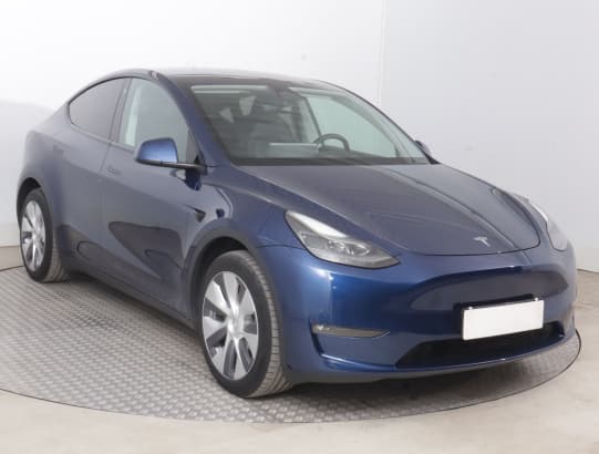 Tesla Model Y z nabídky AAA AUTO