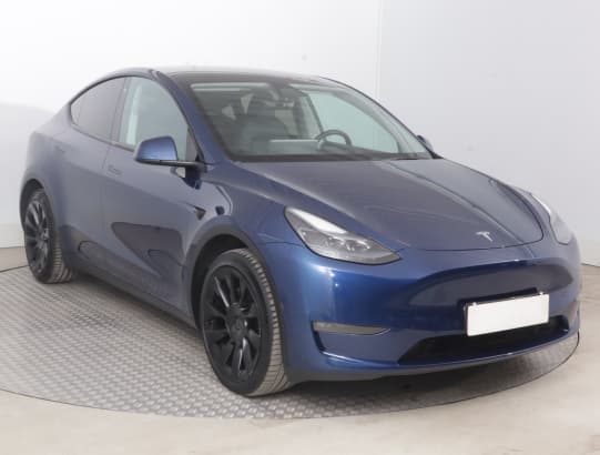 Tesla Model Y z nabídky AAA AUTO