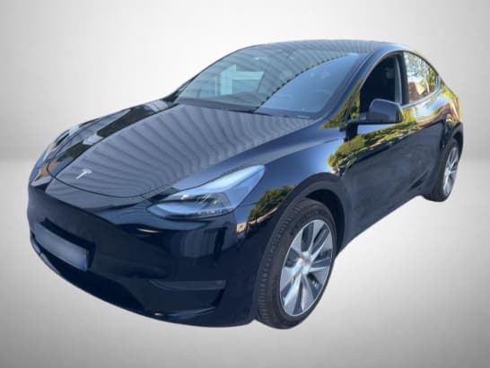 Tesla Model Y z nabídky AAA AUTO