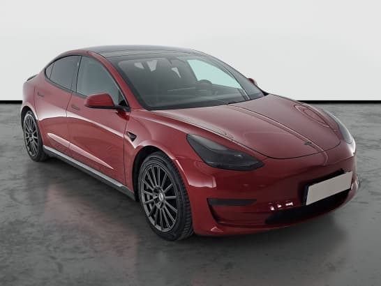 Tesla Model 3 z nabídky AAA AUTO