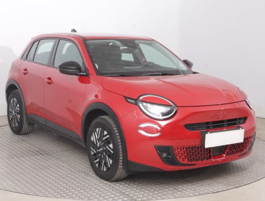 Fiat 600e z nabídky AAA AUTO