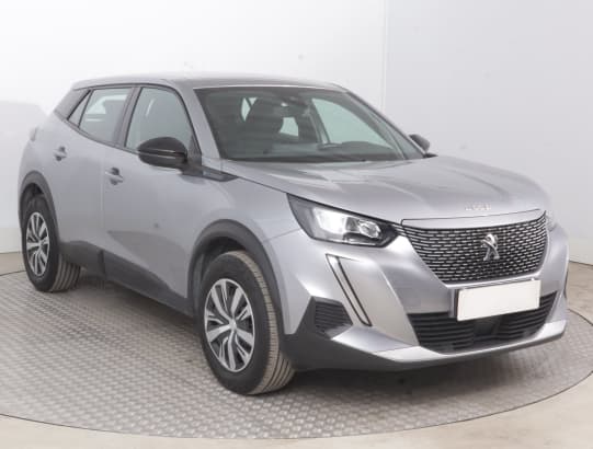 Peugeot e-2008 z nabídky AAA AUTO