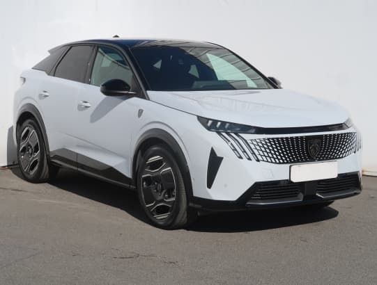 Peugeot e-3008 z nabídky AAA AUTO