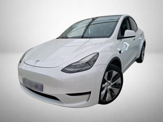 Tesla Model Y z nabídky AAA AUTO