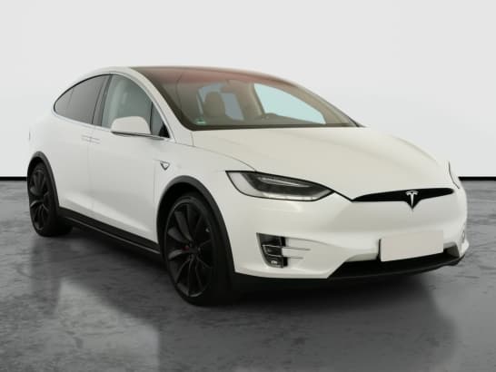 Tesla Model X z nabídky AAA AUTO