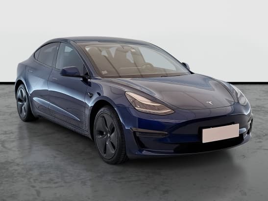 Tesla Model 3 z nabídky AAA AUTO
