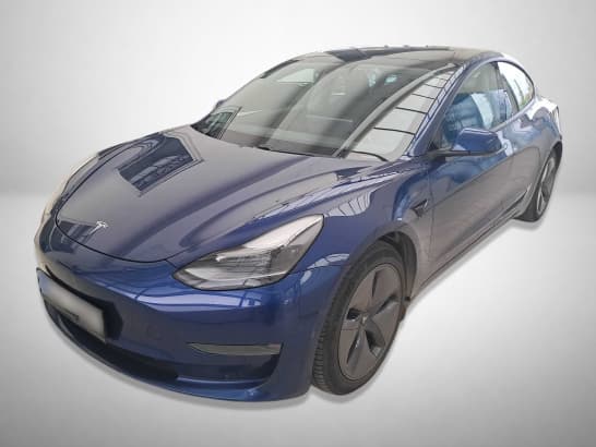 Tesla Model 3 z nabídky AAA AUTO